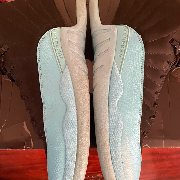 gamma blue 12 on feet